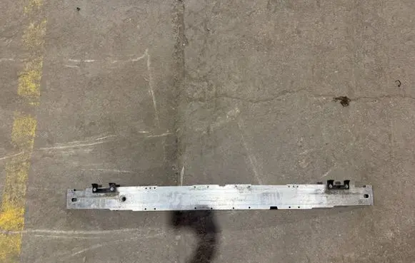 BMW 6 F06 Gran coupe Front bumper cross member 101190266E 7211486