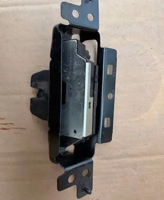 Peugeot 2008 I Tailgate/trunk/boot lock/catch/latch 9151487499