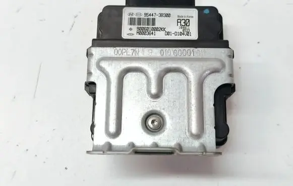KIA Sportage Transfer box differential control unit 954473B300