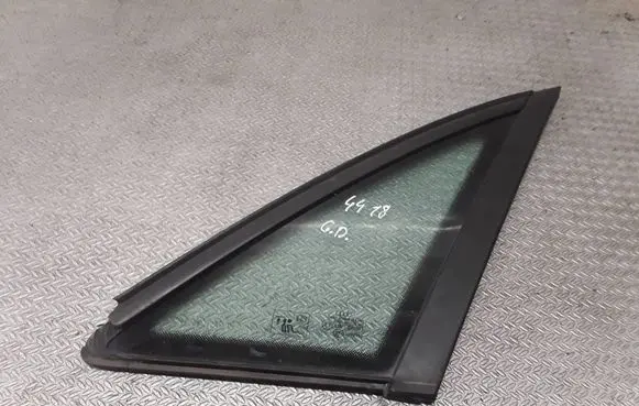 Audi A4 S4 B7 8E 8H Rear side window 