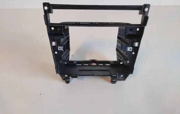 BMW 5 E60 E61 Radio/GPS head unit trim 7034118