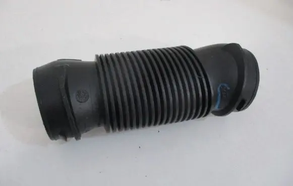 Citroen DS3 Air intake duct part 9684577280