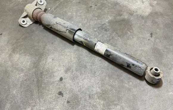 KIA Ceed Rear shock absorber/damper 55300J7AC0 S19B2710608