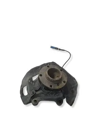 BMW 5 E39 Front wheel hub spindle knuckle 