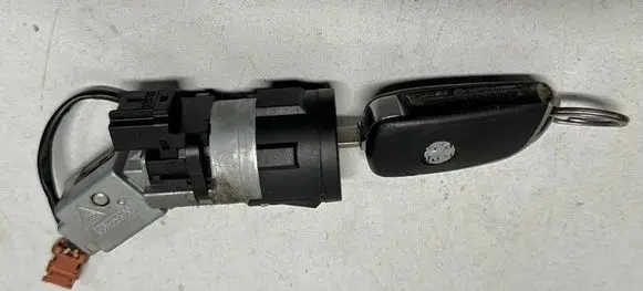 Peugeot 307 Ignition lock 36353100