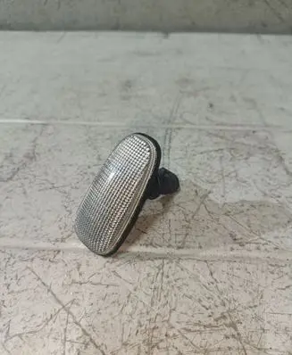 Opel Zafira A Front fender indicator light 09133062
