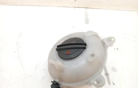 Seat Leon (5F) Brake fluid reservoir 5Q0121407D