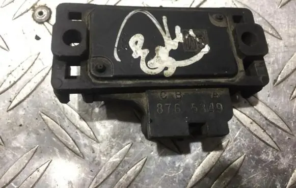 Volvo S40, V40 Air pressure sensor 8765349