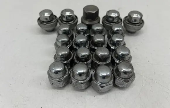 KIA Sportage Nuts/bolts 