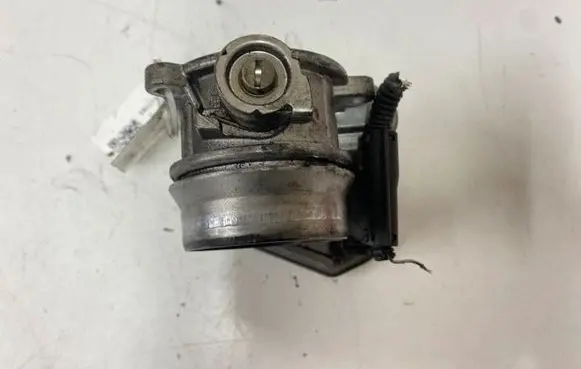 BMW 1 E81 E87 Throttle valve 780437301