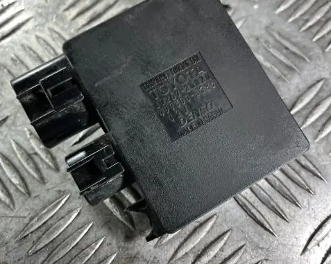 Lexus RX 330 - 350 - 400H Coolant fan relay 8925726020 4993003230