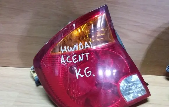 Hyundai Accent Rear/tail lights