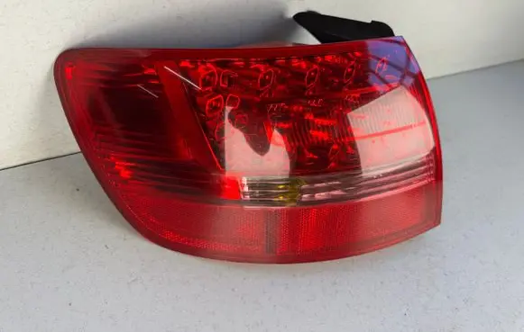 Audi A6 S6 C6 4F Rear/tail lights 4F9945095H
