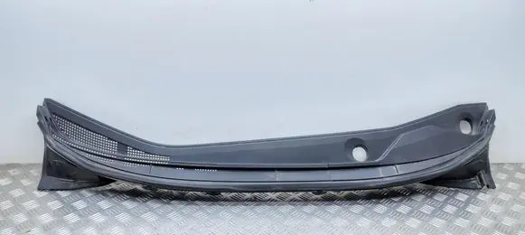 Nissan Micra K14 Wiper trim 668625FA0A 668625FA0B
