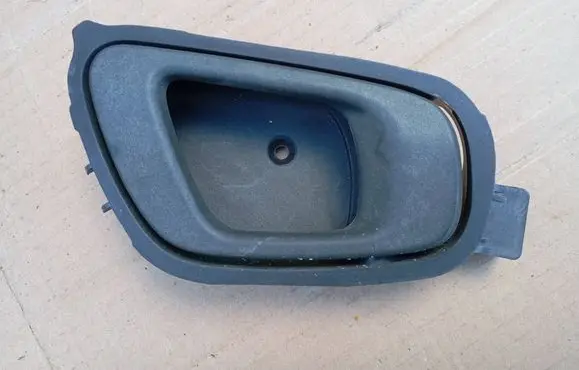 Chevrolet Spark Rear door handle trim 8RRH