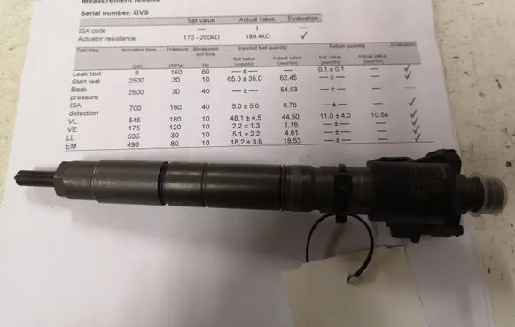 Volvo XC60 Fuel injector 0445116046