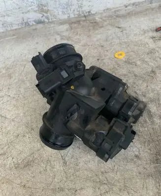 Volvo V50 Throttle valve 9686487880