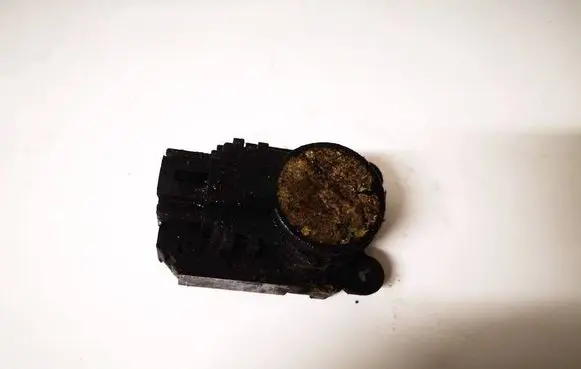 Mitsubishi Lancer X Air flap motor/actuator 