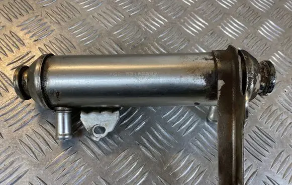 Opel Zafira B EGR valve cooler 55182589
