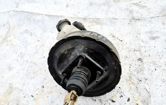 KIA Carens I Brake booster k2fd43950 k2fa43800