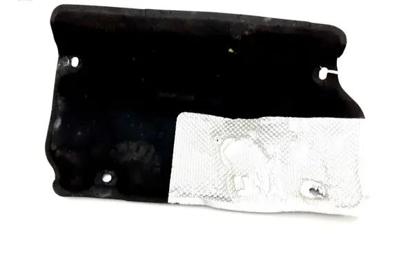 Volvo XC90 Heat shield in engine bay P31353956