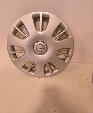 Opel Corsa D R15 wheel hub/cap/trim 13214814 13214815