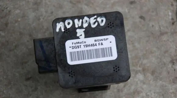 Ford Mondeo MK V Antenna control unit DG9T19H464FAHMCAR