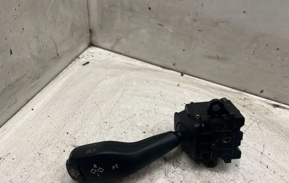 BMW X5 E53 Indicator stalk 8363668