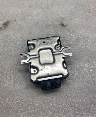 BMW 2 F46 Fuel injection pump control unit/module 7476687 04172017 26043152A