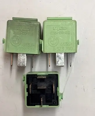 BMW 5 E60 E61 Other relay V23134K59X312 8373700 6136