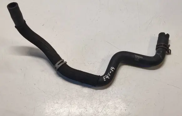 Volvo XC60 Engine coolant pipe/hose 31474864