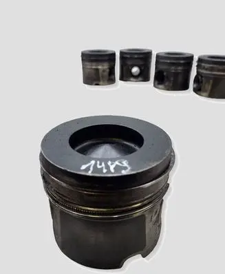 BMW X3 E83 Piston N47