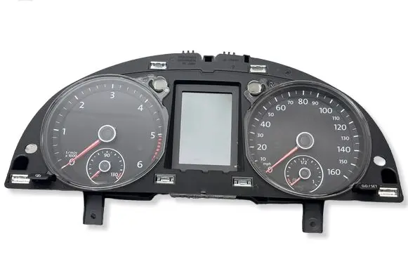 Volkswagen PASSAT B7 Speedometer (instrument cluster) 3AA920970E