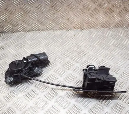 Volvo XC40 Tailgate/trunk/boot lock/catch/latch 32149889