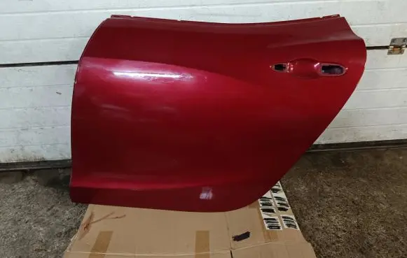 Maserati Ghibli Rear door