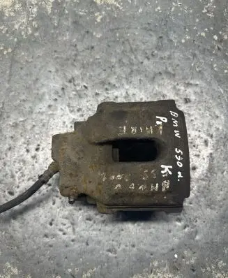 BMW 5 E39 Front brake caliper