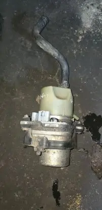 Volvo V50 Power steering pump 4N513K514DL 30723582