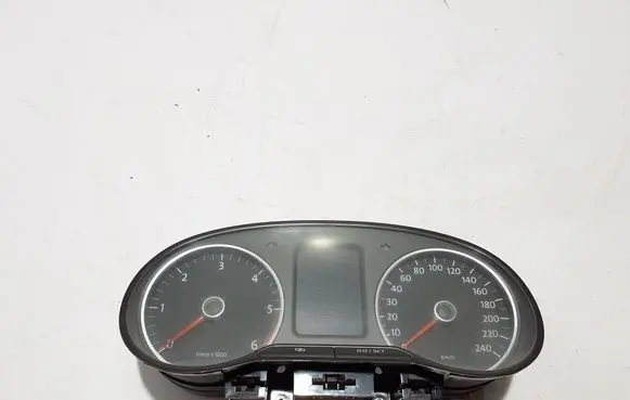 Volkswagen Amarok Speedometer (instrument cluster) 2H0920863A