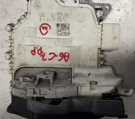 Audi A6 S6 C7 4G Front door lock 8J1837016F