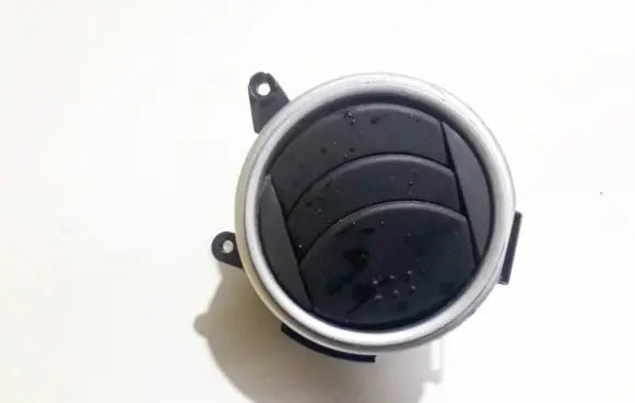 Hyundai i10 Dash center air vent grill 974600x00