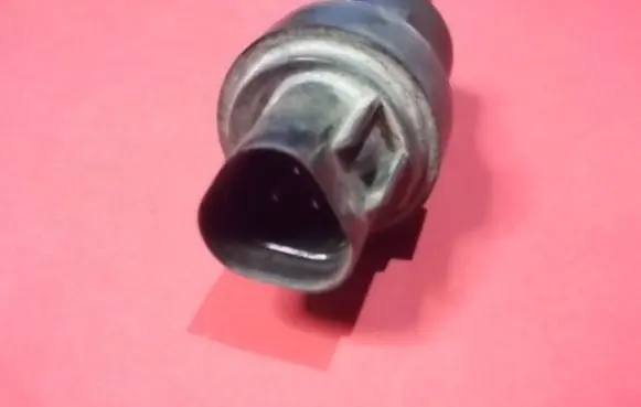 KIA Sephia Speed sensor (speedometer sensor) NZ43672
