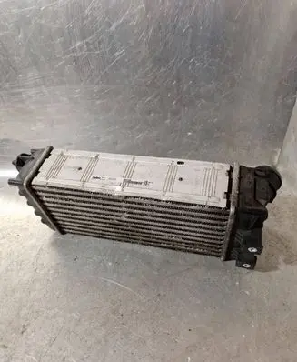 Citroen C4 II Intercooler radiator 9684212480