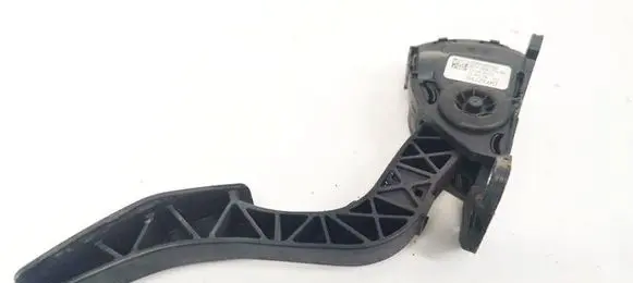 Suzuki Grand Vitara II Accelerator throttle pedal 590065J02