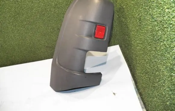 Iveco Daily 6th gen Rear bumper corner part panel trim 5801529829 5801541042
