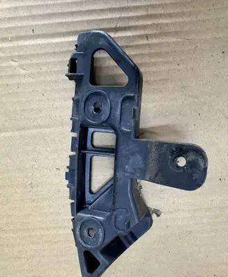 Volkswagen Touran II Front bumper mounting bracket 1T0807183C