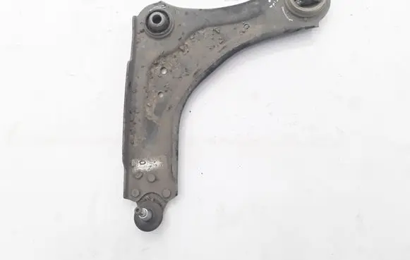 Renault Latitude (L70) Front lower control arm/wishbone 545010010R