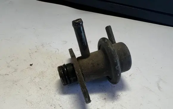 Fuel pressure sensor