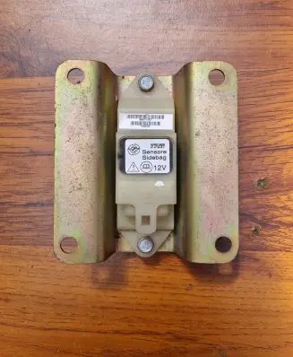 Alfa Romeo 166 Airbag deployment crash/impact sensor 60671767 V00E3Z