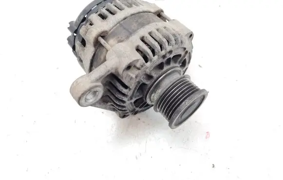 Opel Insignia A Generator/alternator 13502583