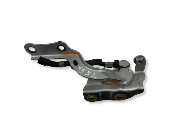 Lexus CT 200H Engine bonnet/hood hinges 